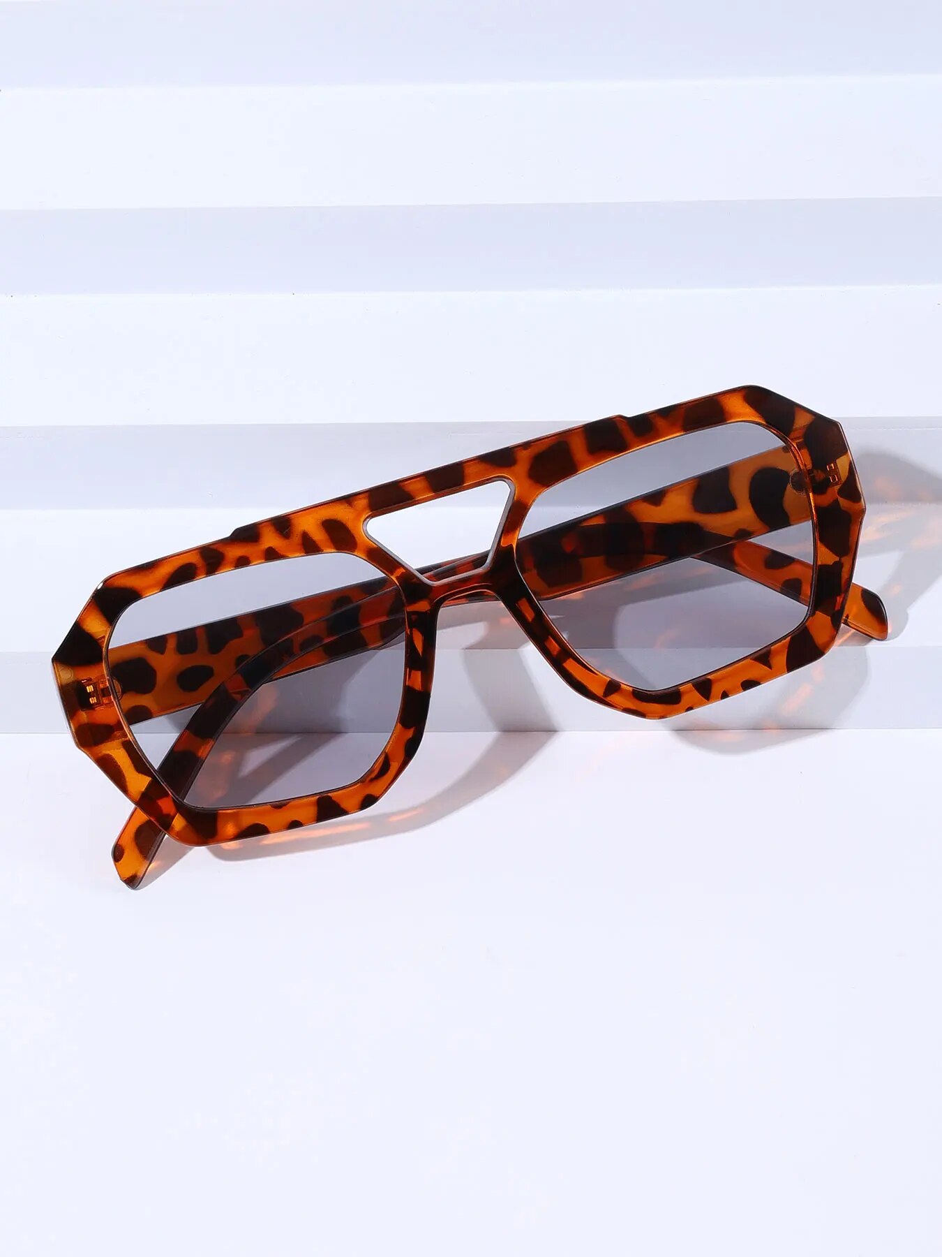 Fashion Vintage Square Irregul - đánh giá và giá Men'S Fashion Old Money